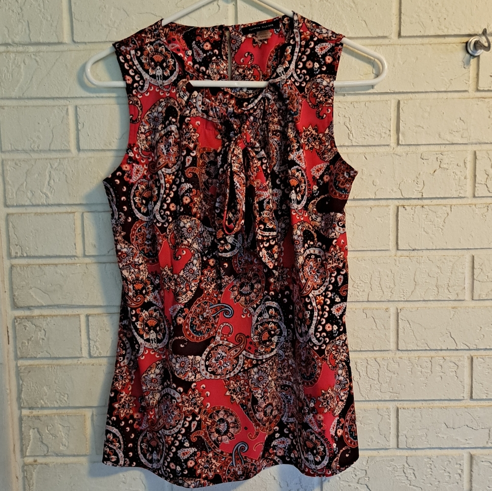 Tommy Hilfiger sleeveless blouse, small